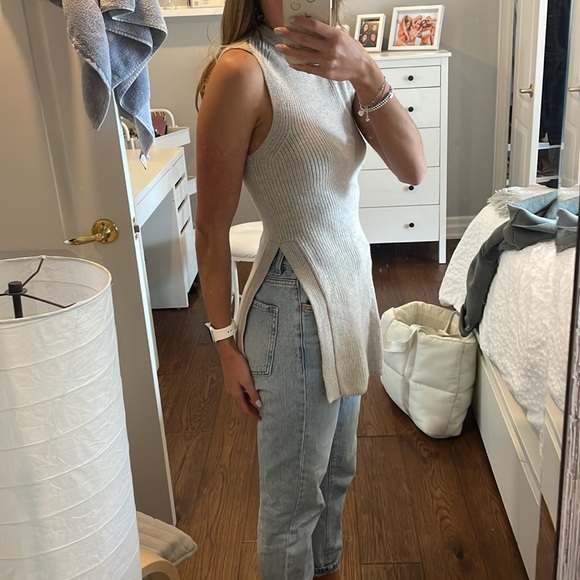 Tank top - Picture 2 of 2